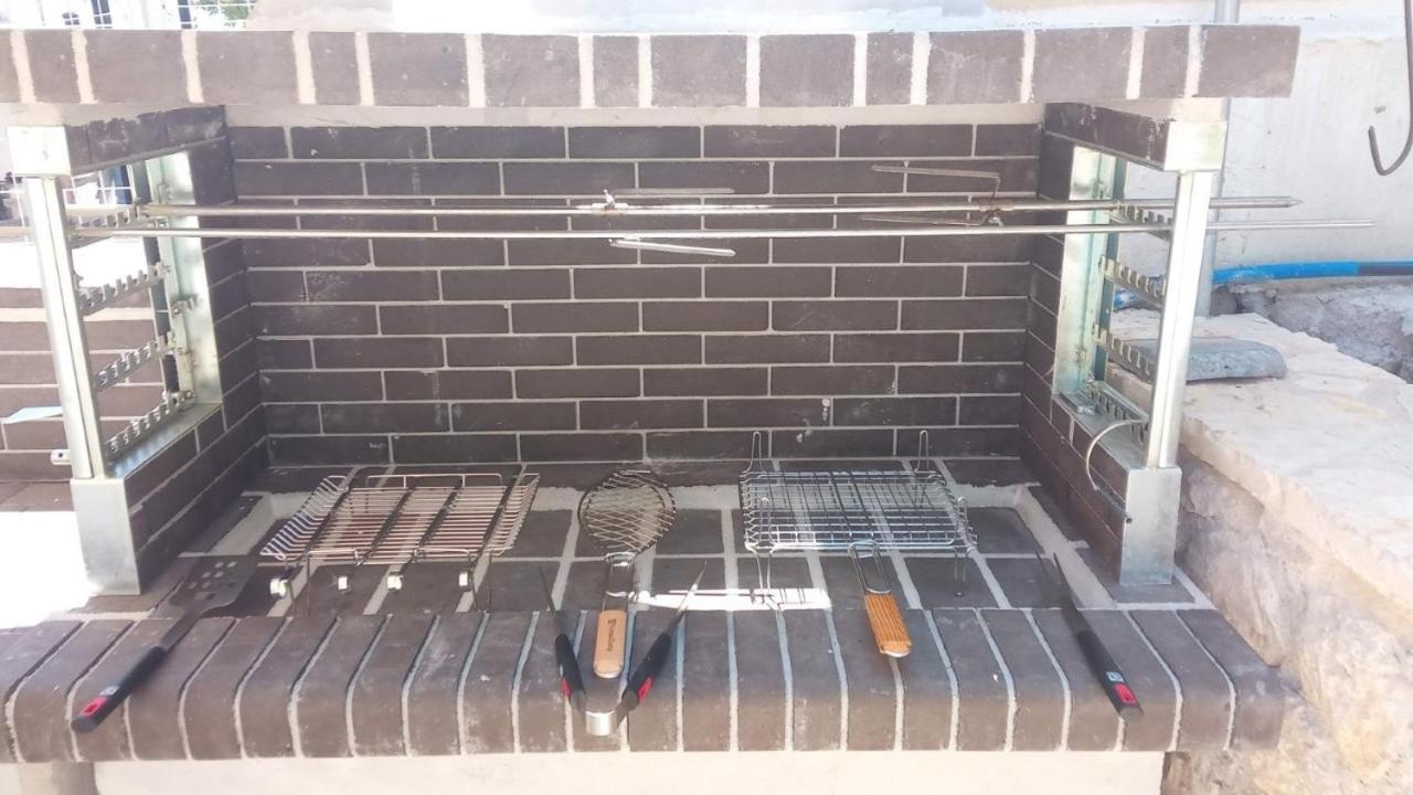 Korifásion Balcony With Viewヴィラ エクステリア 写真